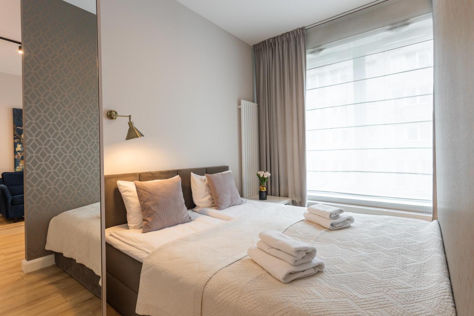Golden Apartments Warsaw - Luxury Building With Terrace On The Roof - Sienna Str Exterior foto